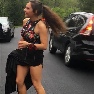 Gorgeous 2 piece gown a bit of Spanish influence